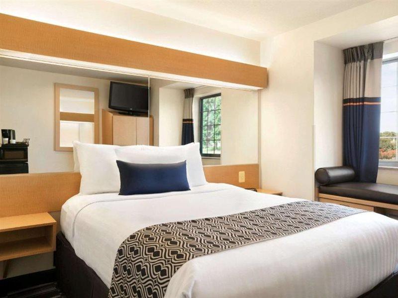 Microtel Inn & Suites By Wyndham Culpeper Εξωτερικό φωτογραφία