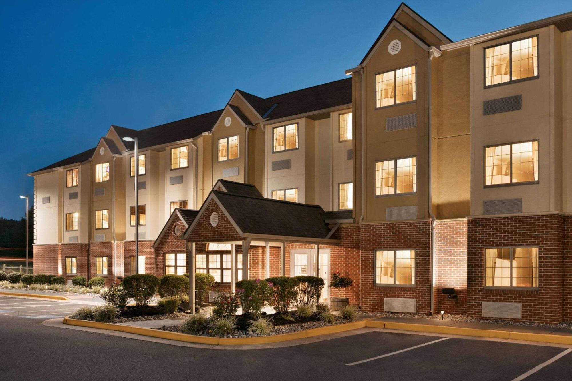 Microtel Inn & Suites By Wyndham Culpeper Εξωτερικό φωτογραφία