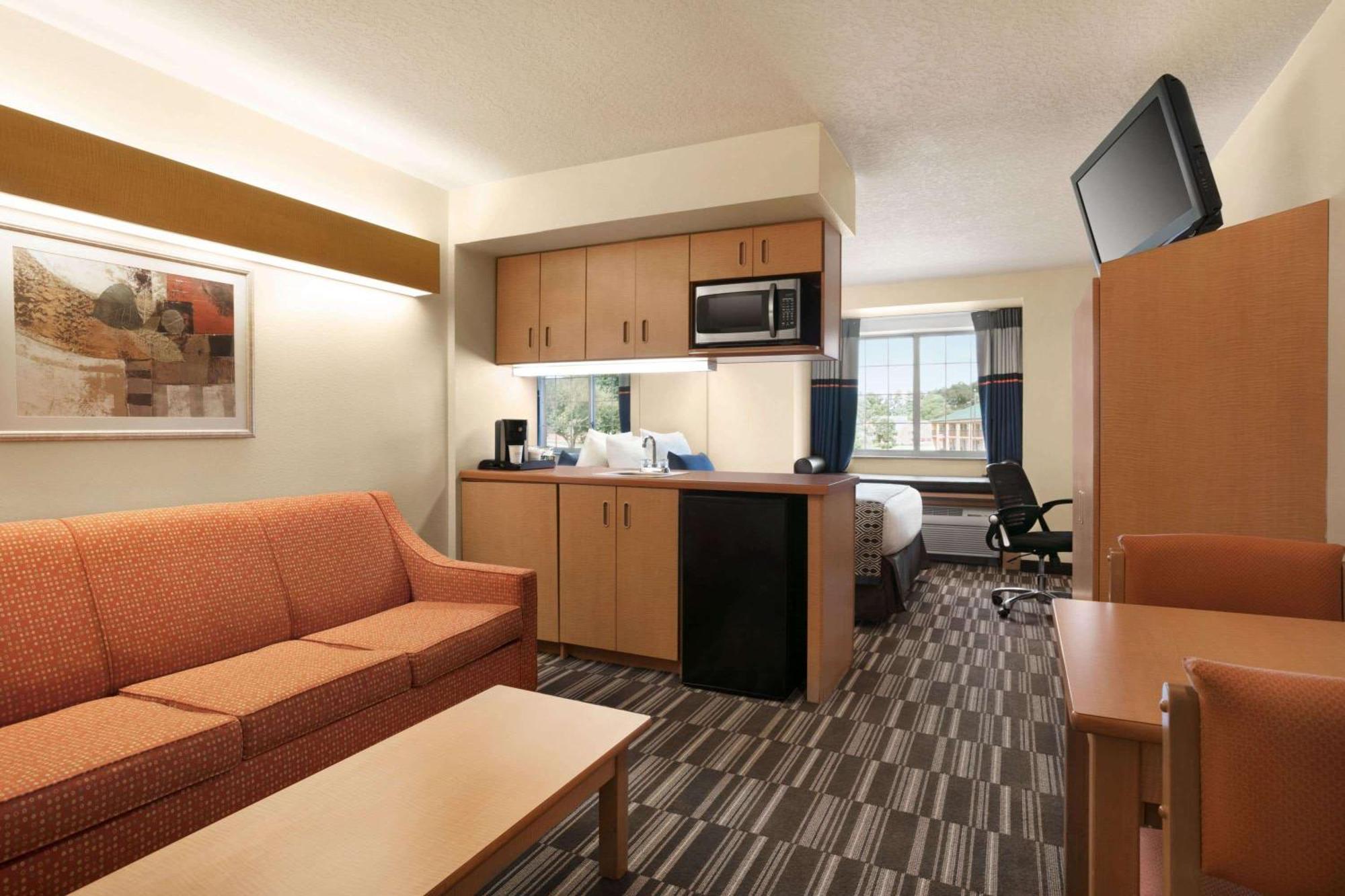 Microtel Inn & Suites By Wyndham Culpeper Εξωτερικό φωτογραφία
